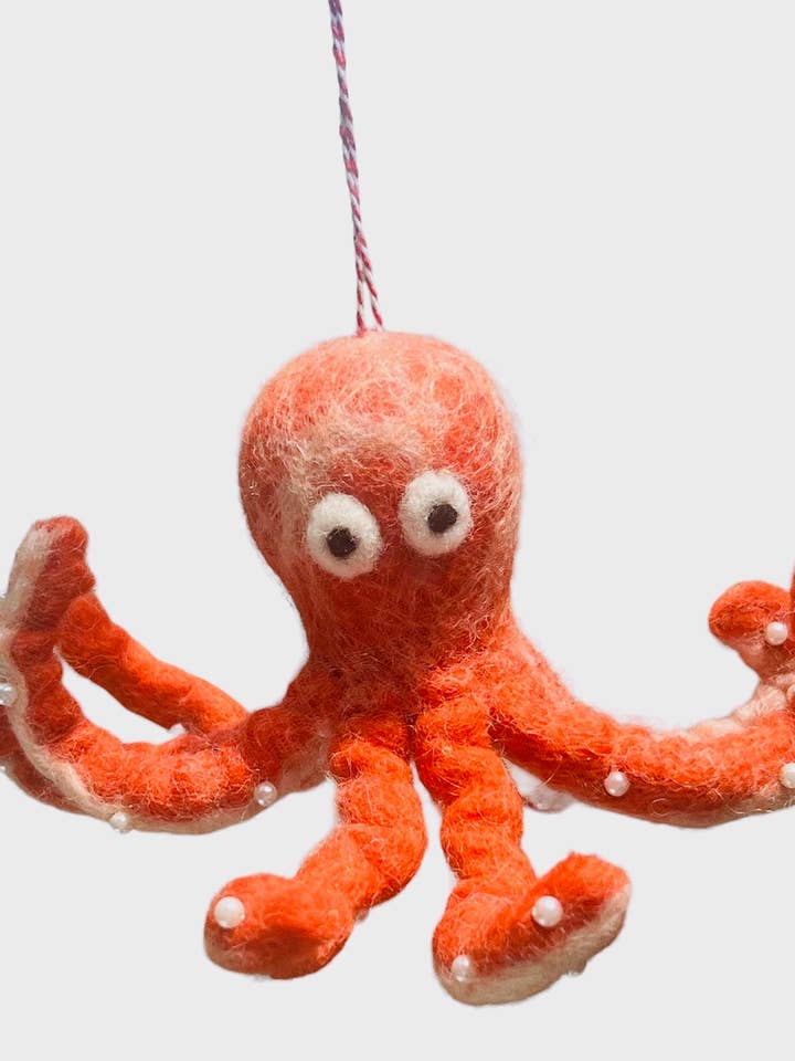 Ornamento in feltro, polpo, pesca e blu per la vendita all'ingrosso da parte di Giftsland