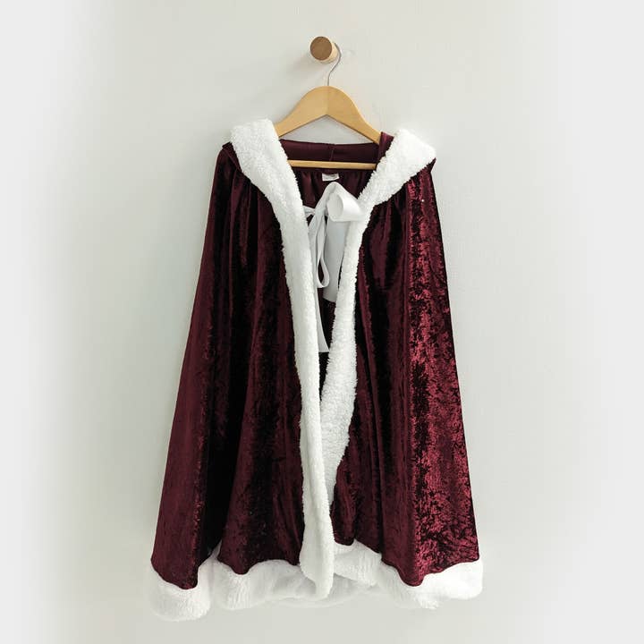 everfan - Wholesale Costume - Women's - Princess Hooded Cloak with White Sherpa Trim - Wedding Cape19