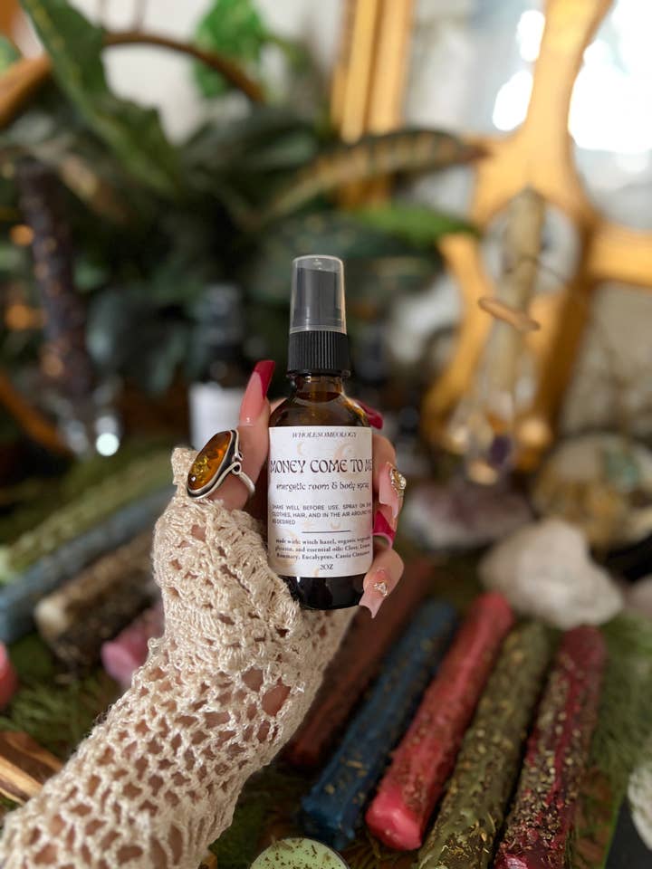 Money Come To Me Energetic Spray for wholesale by Wholesomeology