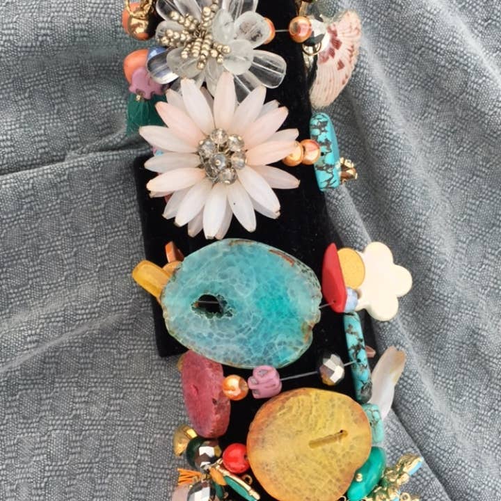 SIBYLLADELPHICA - Wholesale Beaded bracelet - Stretch Bracelet With Agate & Mother Of Pearl - "Honey Bee"3