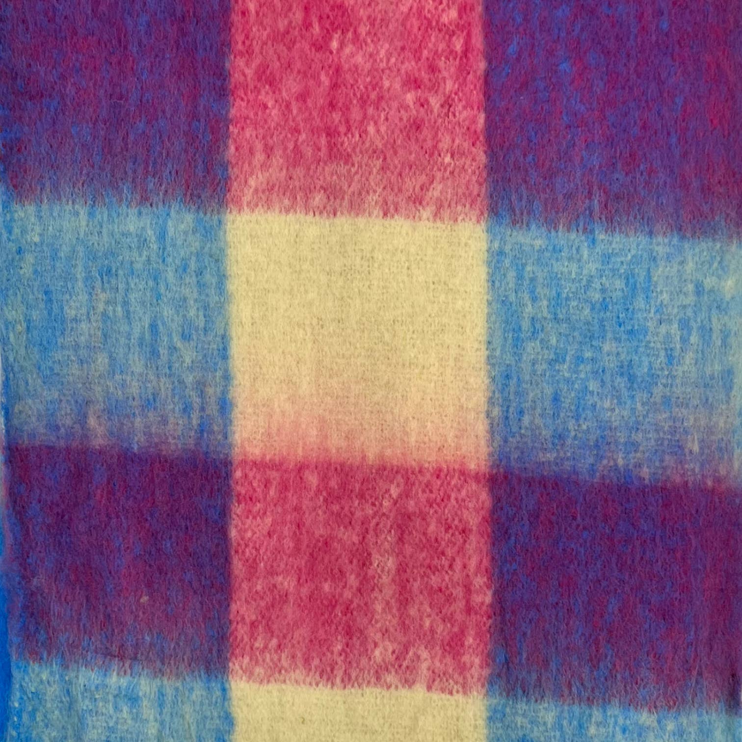 London Scarves - Vendita all'ingrosso Sciarpa - Donna - Sciarpa in morbido tessuto a quadri, 16 colori, rifinita con nappine37