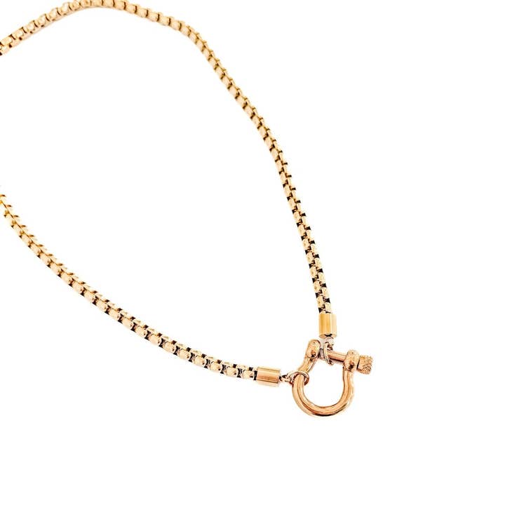 Pretty Simple - Wholesale Pendant/Charm Necklace - Lucky Me Horseshoe Toggle Necklace - WATERPROOF