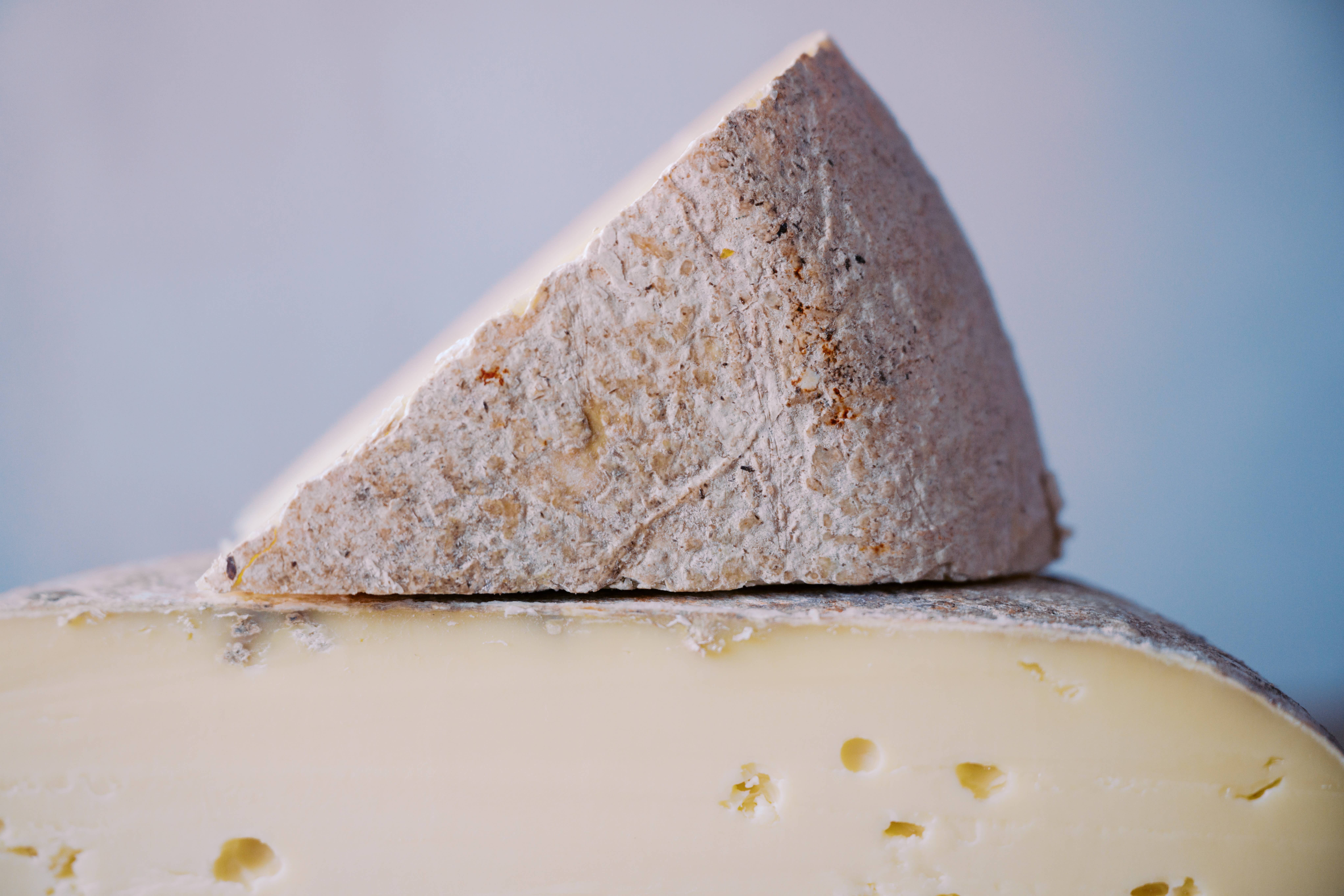 Landmark Creamery, LLC - Wholesale Cheese - Tallgrass Reserve Cheese (1/3 lb precuts)2