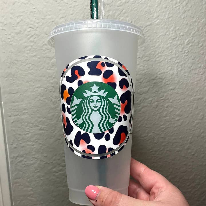 Fiery Leopard Venti Starbucks Kolde Cup, Starbucks Cup, Leopard Starbucks Cup for engroshandel hos Cre8tionsByCaitlynn