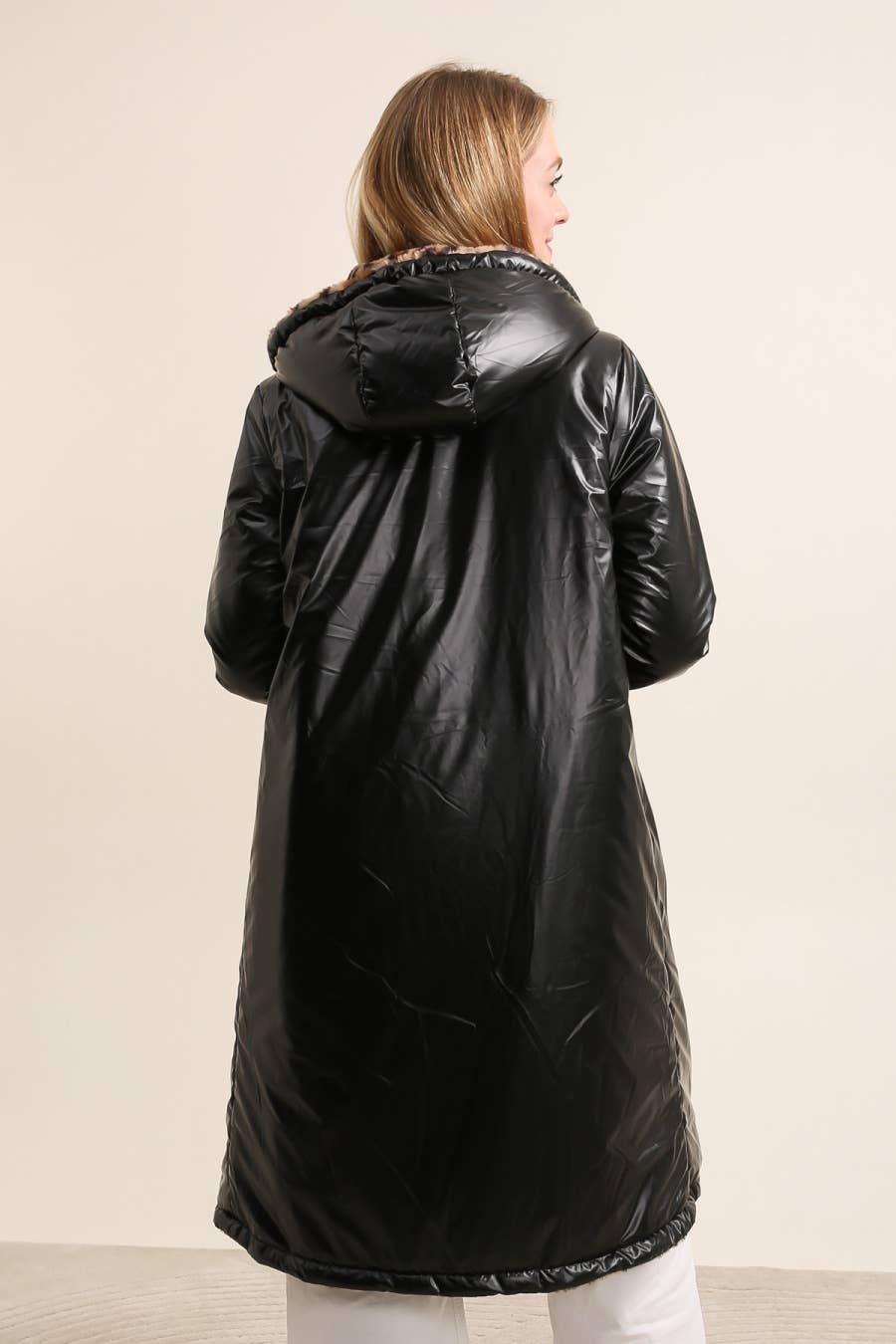 Attrait Paris – Blusão - Mulher por atacado – Casaco longo reversível com capuz e pele de leopardo6