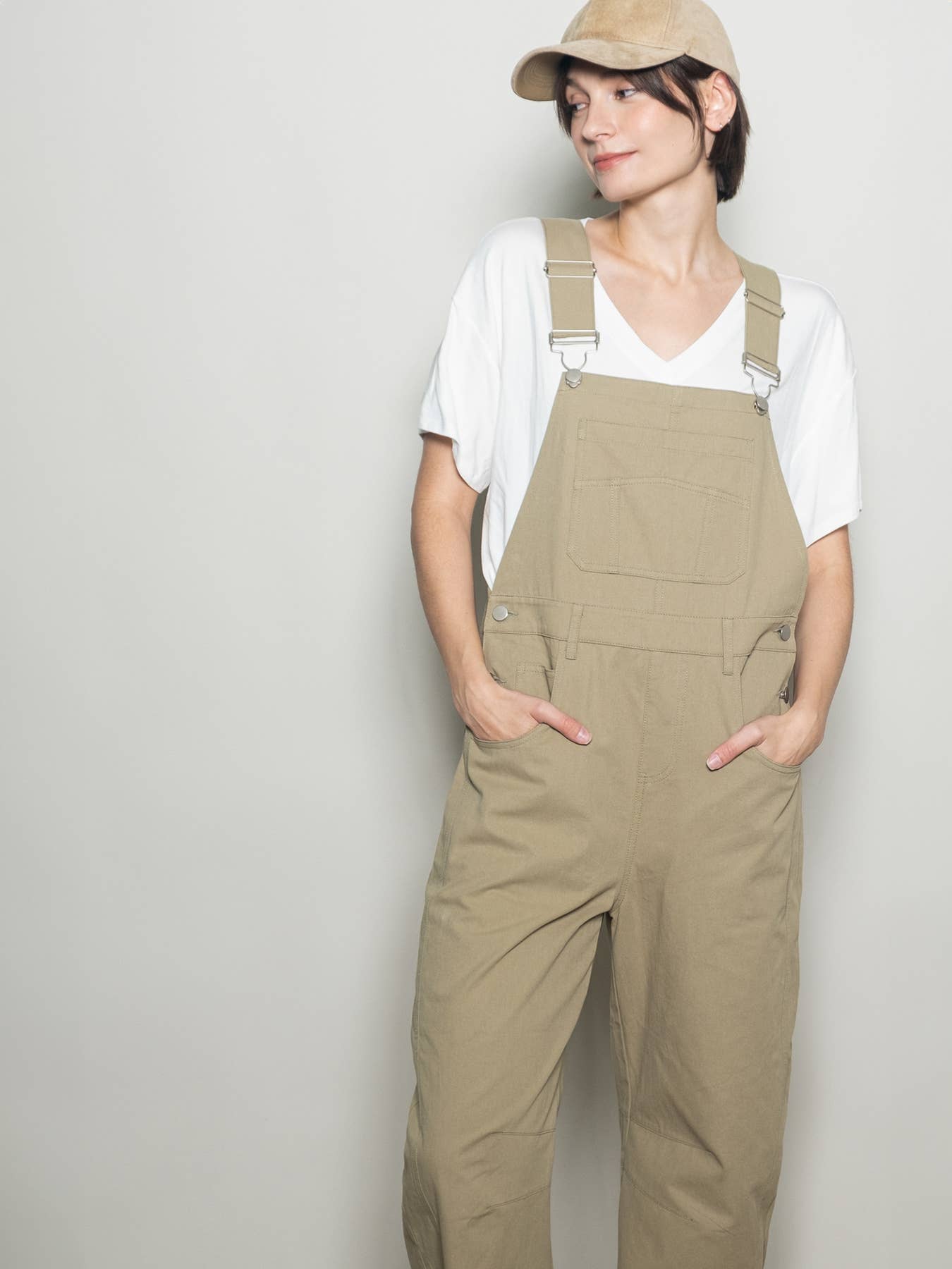 Elloh Collection - Wholesale Overalls - Women's - Relaxed Fit Barrel Leg Cotton Overall w Adjustable Straps7
