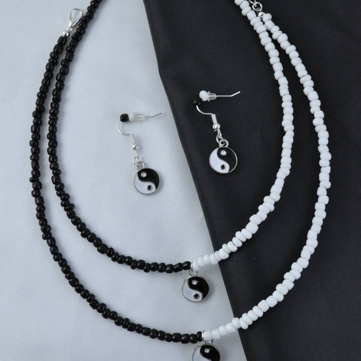 TheMellys - Vente Colliers à pendentif - Collier à breloques Yin Yang en perles | Collier Balance2