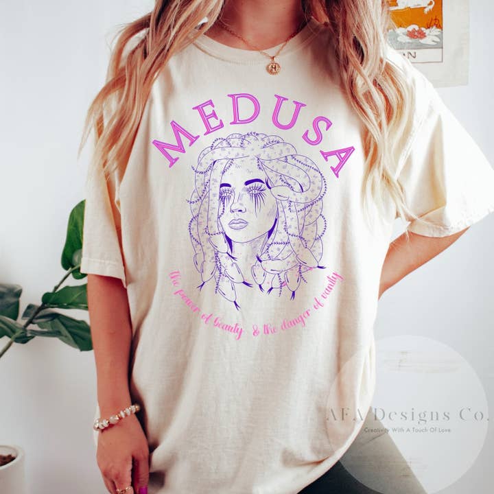 Camiseta MEDUSA Power Oof Beauty And Danger Od Vanity, Camiseta Burnout Feminina, Camisa Medusa, Bonito Presente Engraçado por atacado de AFAdesignsCo