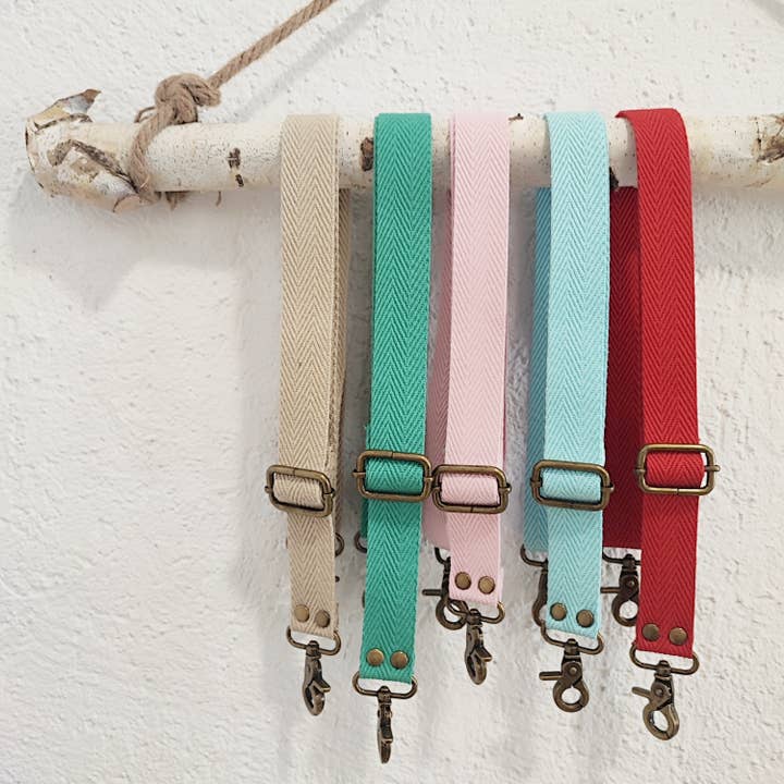 Strisce di cotone regolabili in colori per la vendita all'ingrosso da parte di LES VOLUTES LC