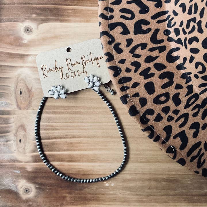 Ranchy Roan Boutique - Wholesale Choker/Collar - 4mm Navajo Style Pearl Choker Necklace