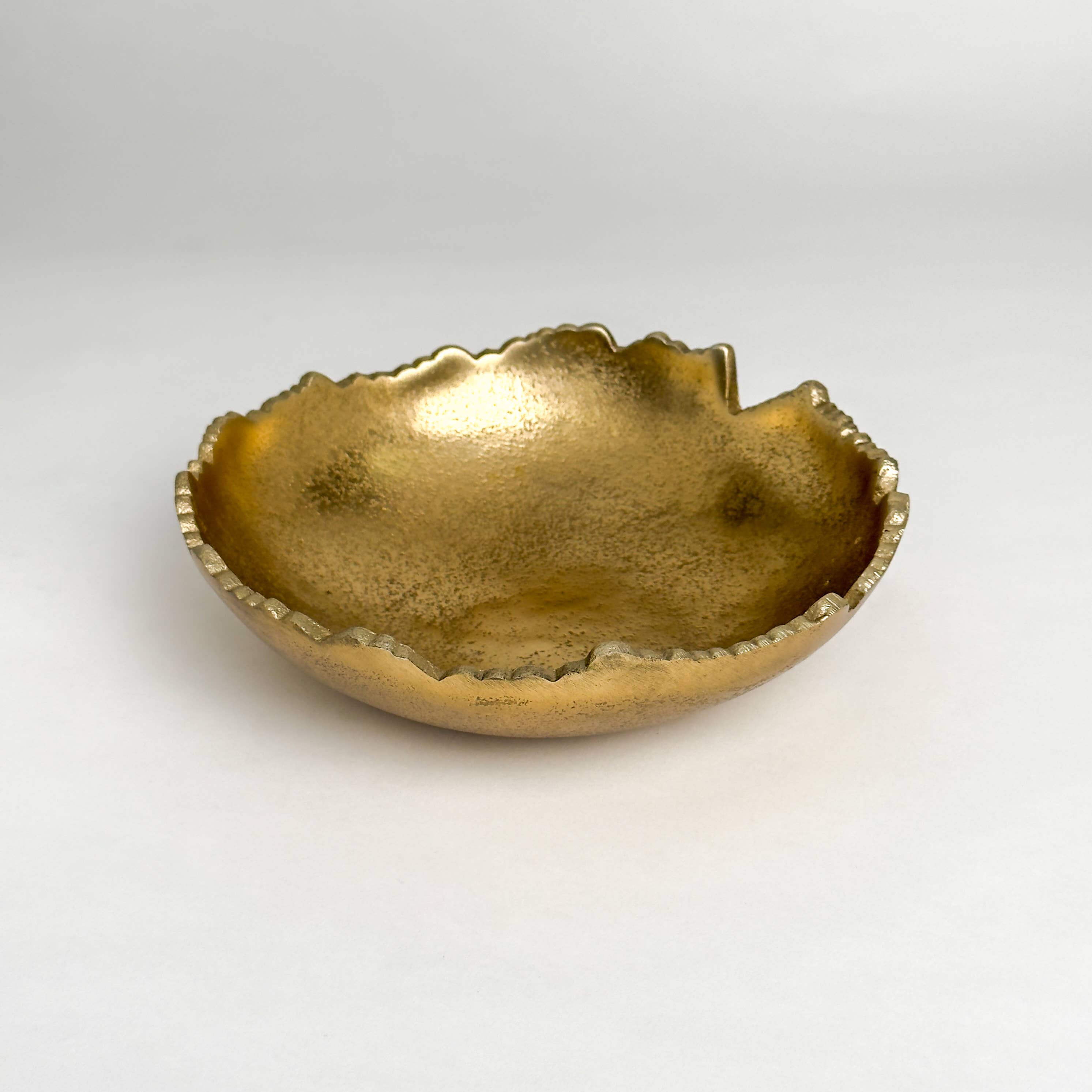 India Handicrafts Inc - Wholesale Decorative Plate/Dish/Bowl - Gilded Texture Bowl6