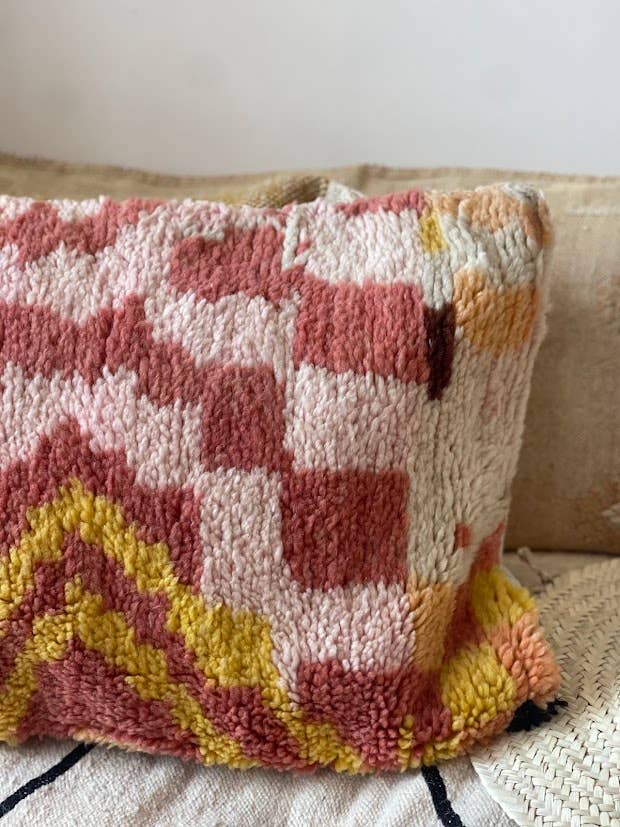 NOMAD BY LIV - Wholesale Throw Pillow Cover - Handmade Boujad Cushion cover soft color – 60 x 40 cm, wool10