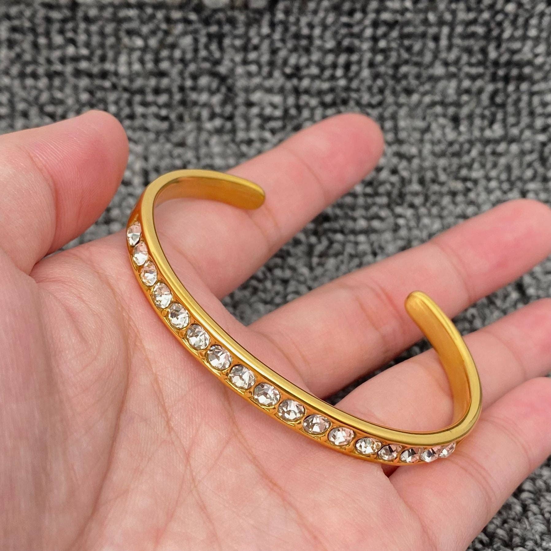 Mio Queena - Wholesale Cuff Bracelet - FGS - Inlaid CZ 18K Gold Plated Stainless Steel Cuff3