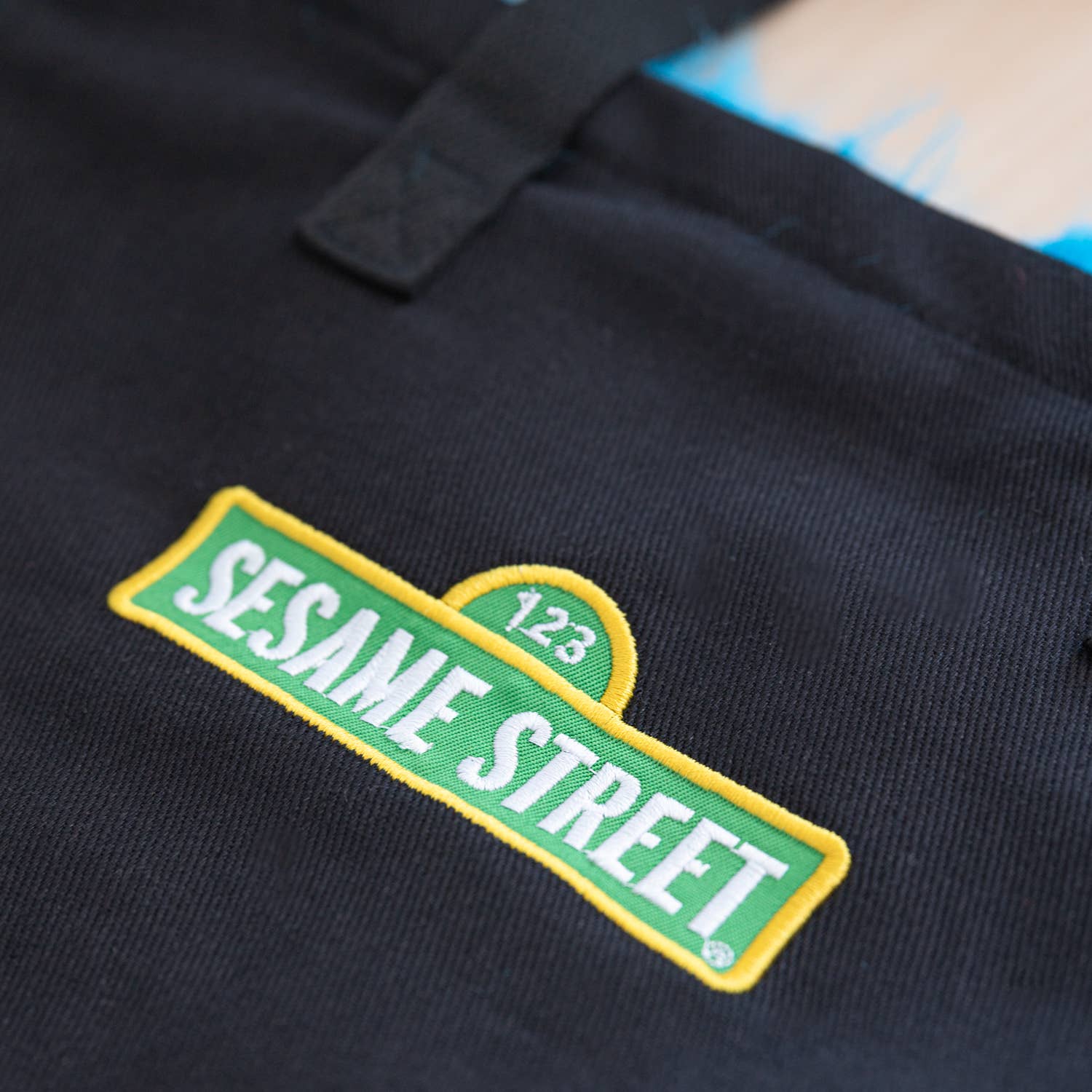 Grupo Erik USA LLC - Wholesale Tote Bag - Women's - SESAME STREET COOKIE MONSTER TOTE BAG3