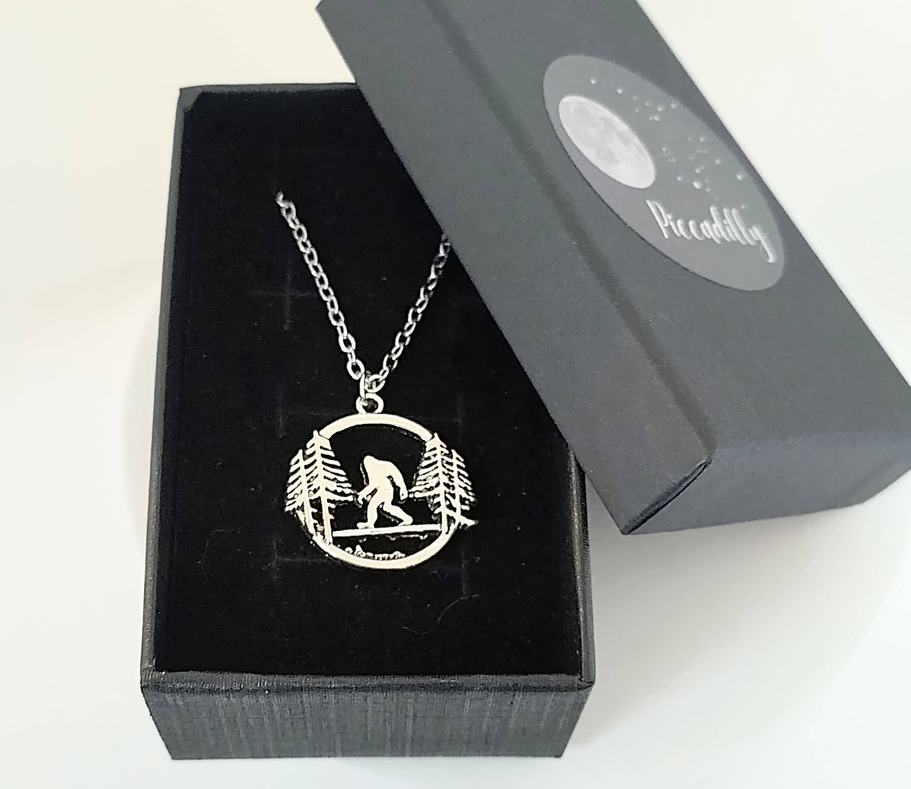 Piccadilly Pendants - Vendita all'ingrosso Orecchini pendenti - Orecchini Bigfoot, Orecchini di cripto8