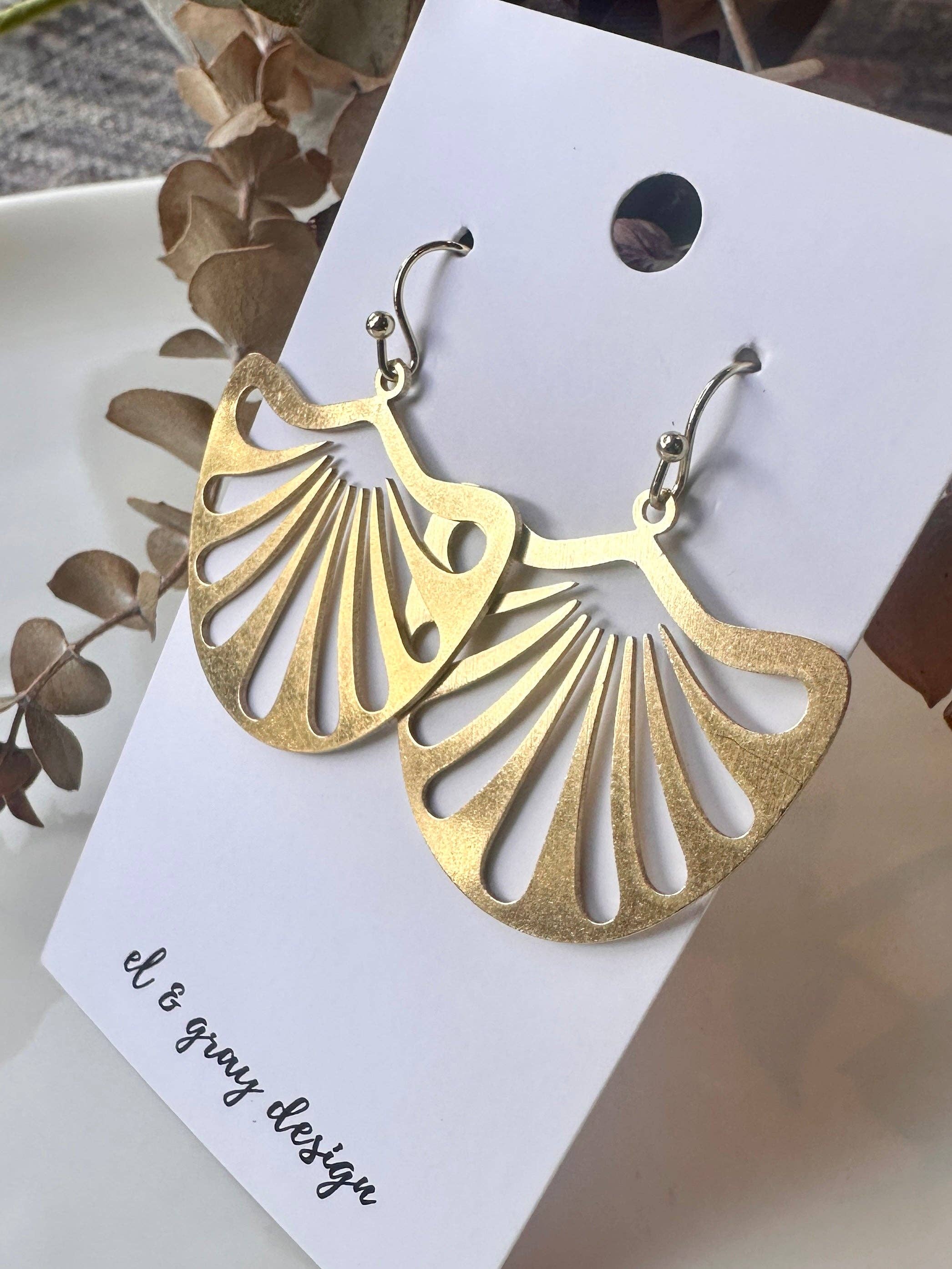 El & Gray Design - Wholesale Dangle Earrings - Pella Flower Earrings - Gold Metal3