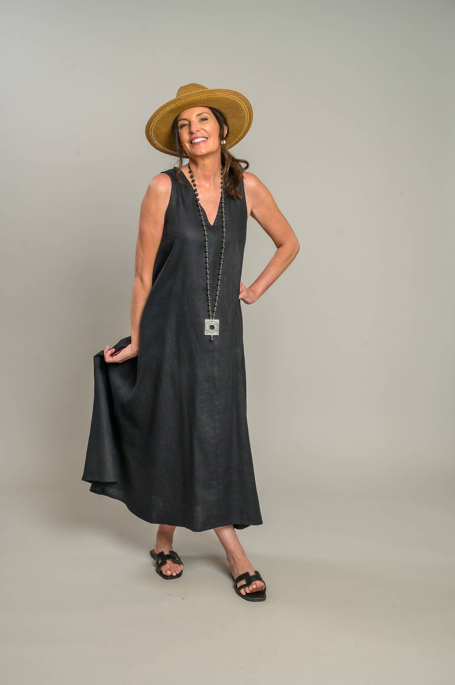 Arte Italica & Crown Linen Designs - Wholesale Dress - Women's - Katherine Dress1