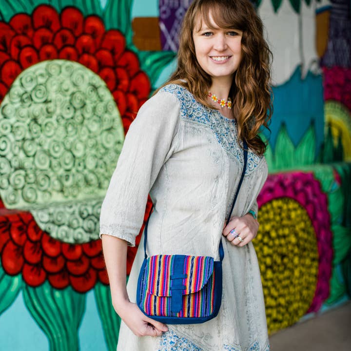 Hannah Bandoulière (Fin de série) pour la vente par Lucia's Imports