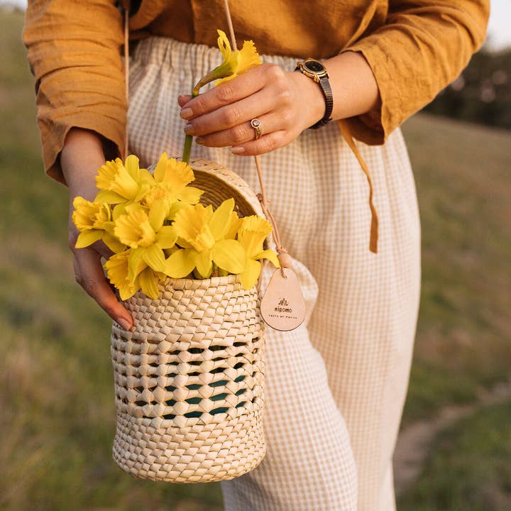 Caminito - Wholesale Crossbody Bag - Women's - Palma Collection - Lantern Canasta1