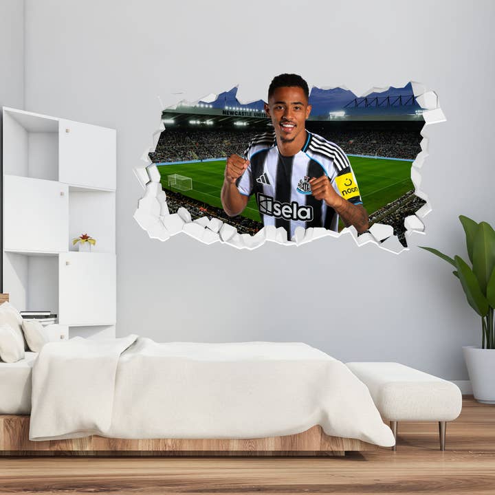 Newcastle United Football Club - Jacob Ramsey 25/26 Broken Wall Sticker for wholesale by Themed