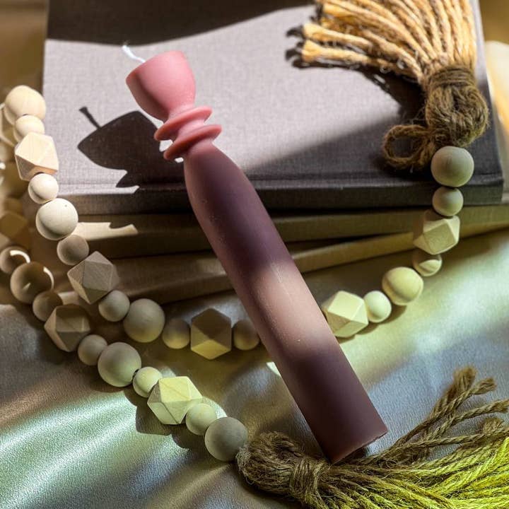 Tall Spiral Taper Candle 8.5x1 1/8in for wholesale by Agaboo Candle