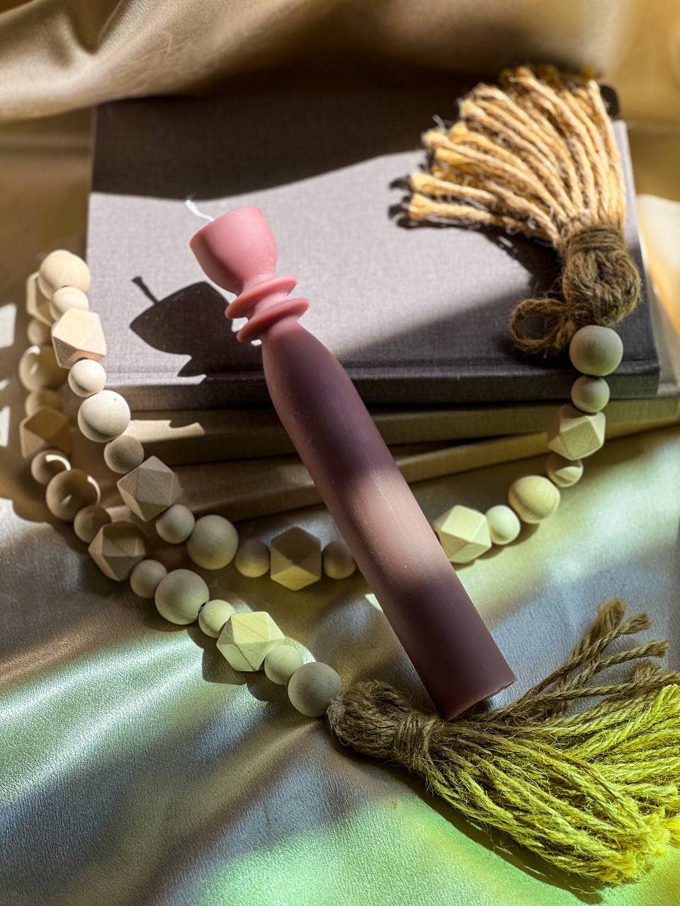 Agaboo Candle - Wholesale Tapered candle/candlestick - Tall Spiral Taper Candle 8.5x1 1/8in