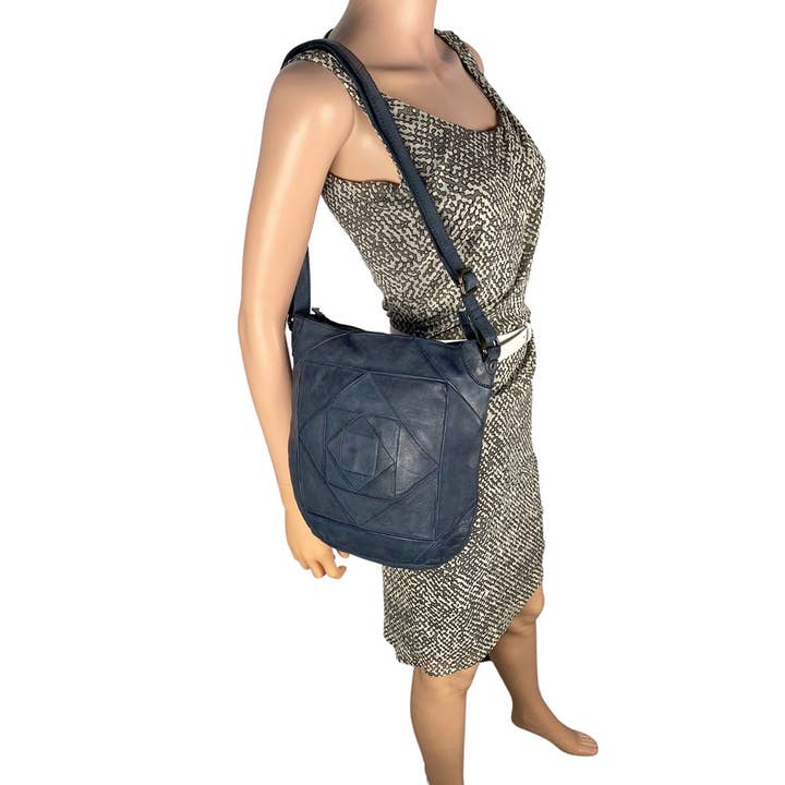 Arrigo - Wholesale Crossbody bag – Women's - Arrigo Ladies Crossbody Shoulder Washed Leather11