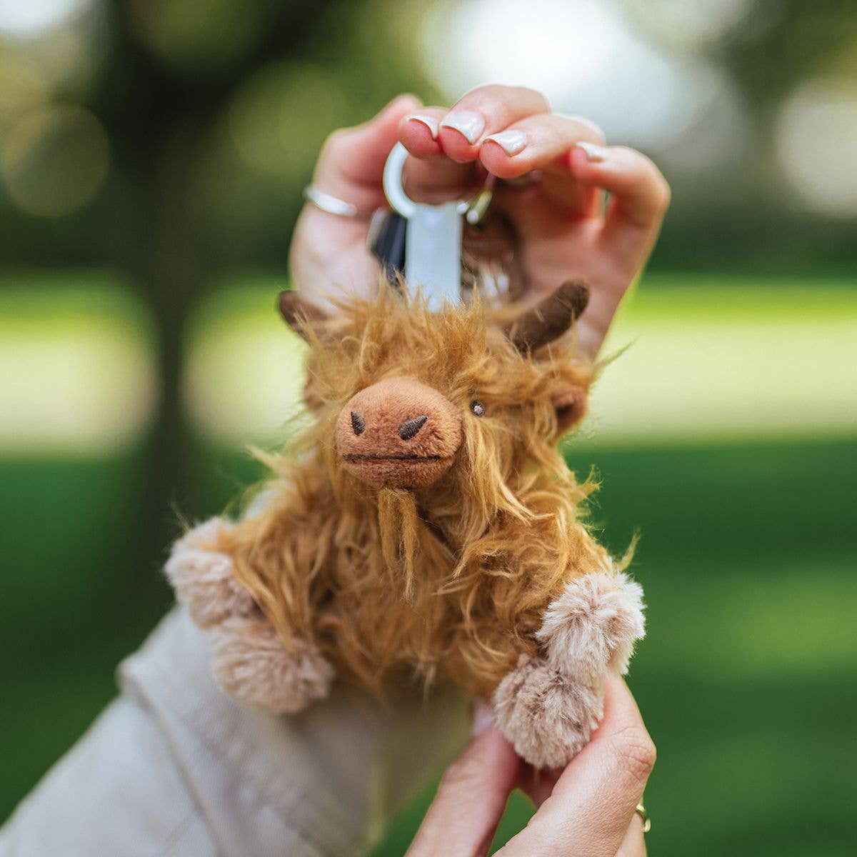 Wrendale Designs - Wholesale Keychain - Unisex - Highland Cow Plush Keyring1