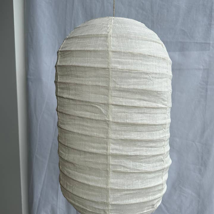 Office Objets - Wholesale Chandelier/hanging light - Small Japanese-style lantern-shaped pendant light in rattan and natural linen H50 D301