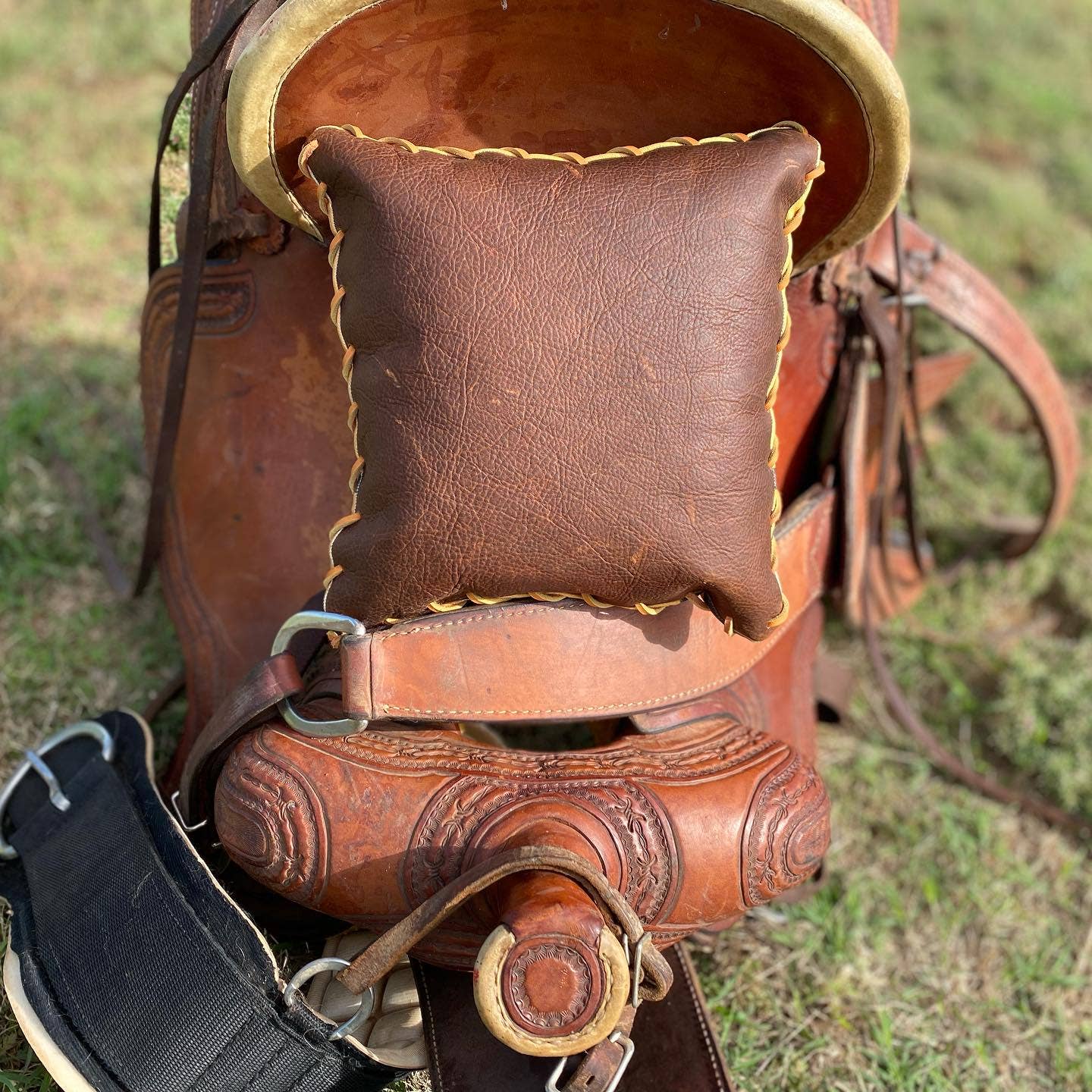 Red Dirt Ranch Clothing Company - Wholesale Throw/Decorative Pillow - Pillow 101 Ranch Wild West Show Bronc1