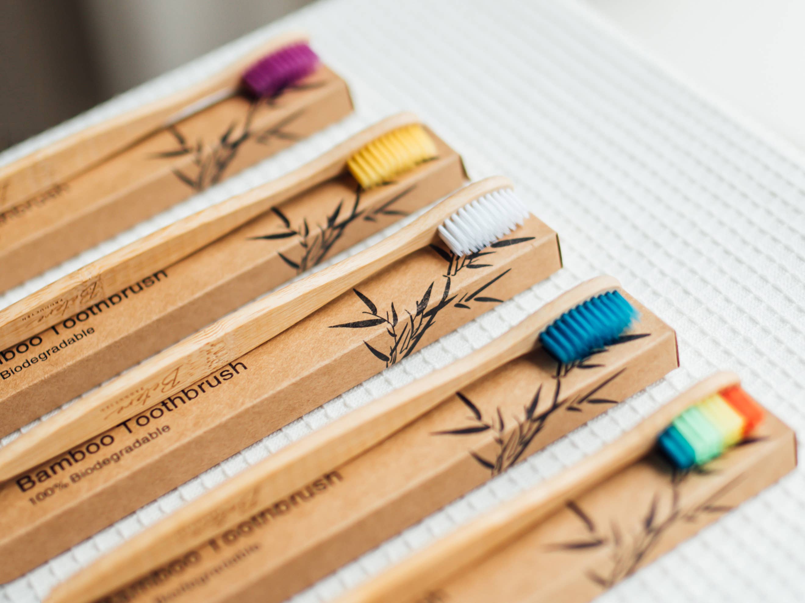 Betere producten - Wholesale Toothbrush - Bamboo toothbrush adults blue2