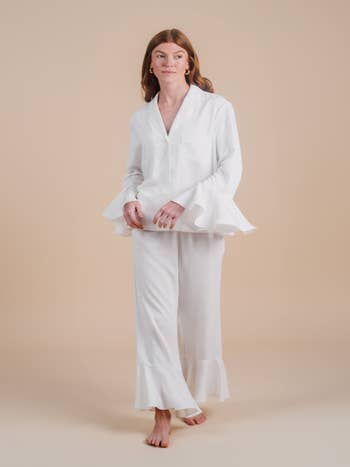 Breathing Soul Pyjamas for Women Silk Satin Pyjama Bride Pjs Set Two Piece  Pj Sets Button Down Sleepwear Loungewear : : Fashion