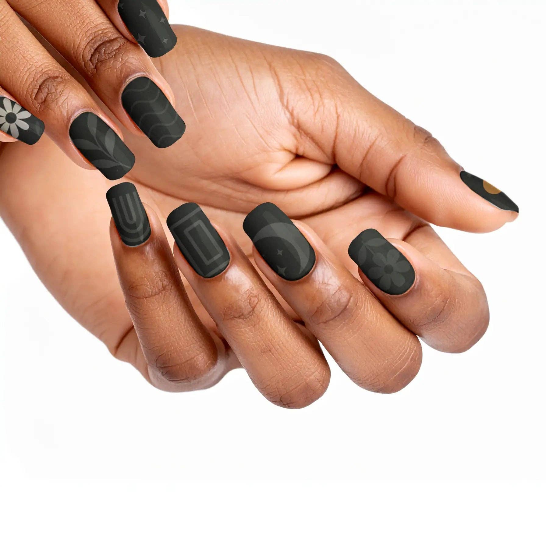 FYNE BODY - Wholesale Press-on/fake nails - Midnight Sunbeam Black Summer Press-On Nails95