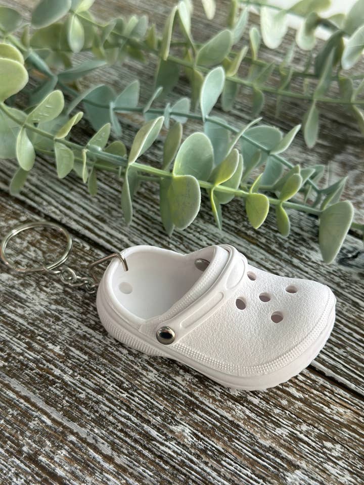 Llavero Little Lyle Shoe «blanco» para venta al por mayor de Harris Girls & Co.