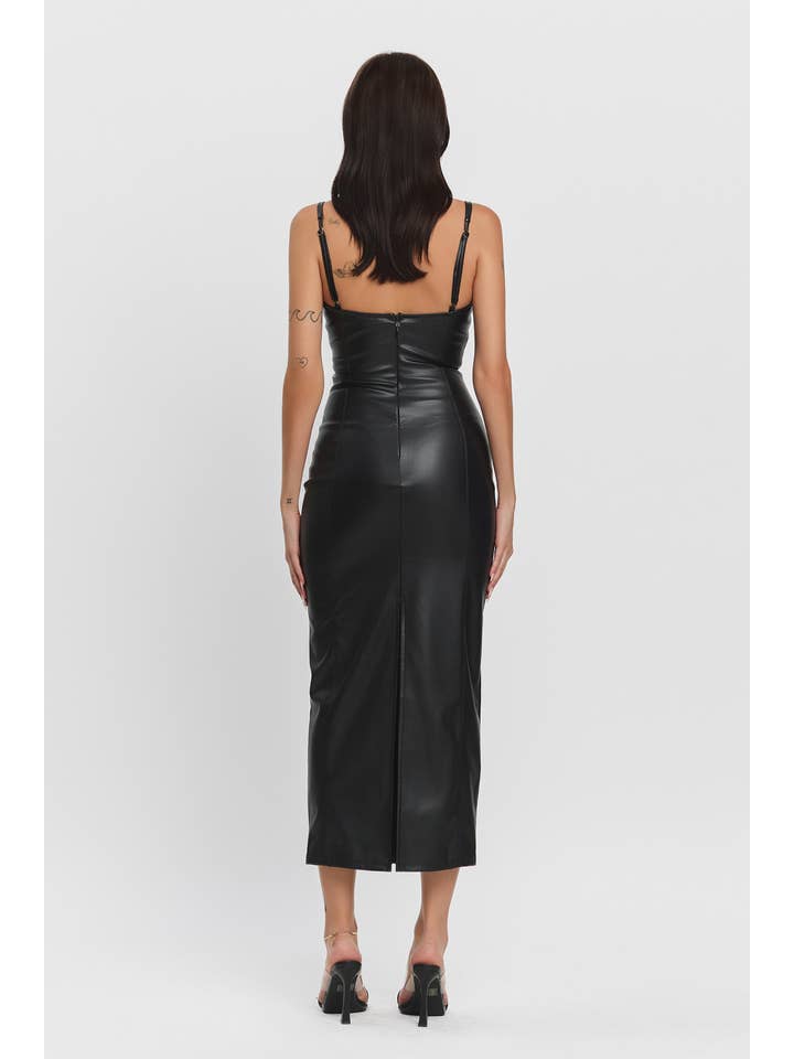 No Vacancy - Wholesale Jurk - Dames - Mouwloze midi-jurk van kunstleer met uitsnijdingen