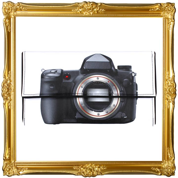 Pochette bandoulière Snapshot - Fabriquée à la main aux États-Unis pour la vente par Kent Stetson Handbags