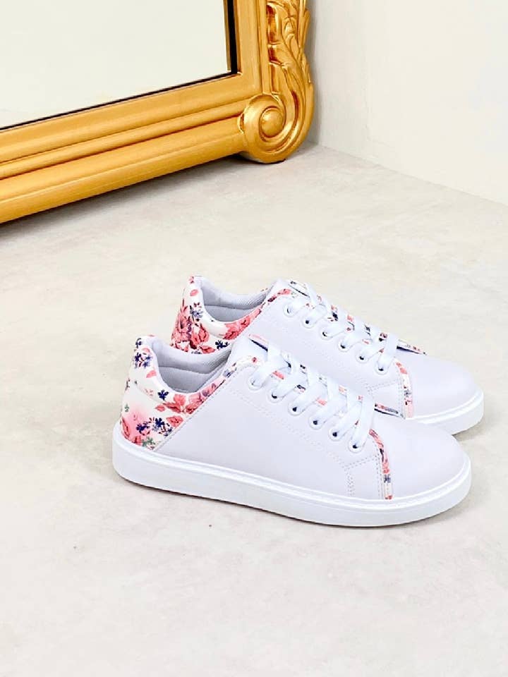 Zweifarbige Sommer-Sneaker mit Schnürsenkeln A-05 für den Großhandel von Joia Paris