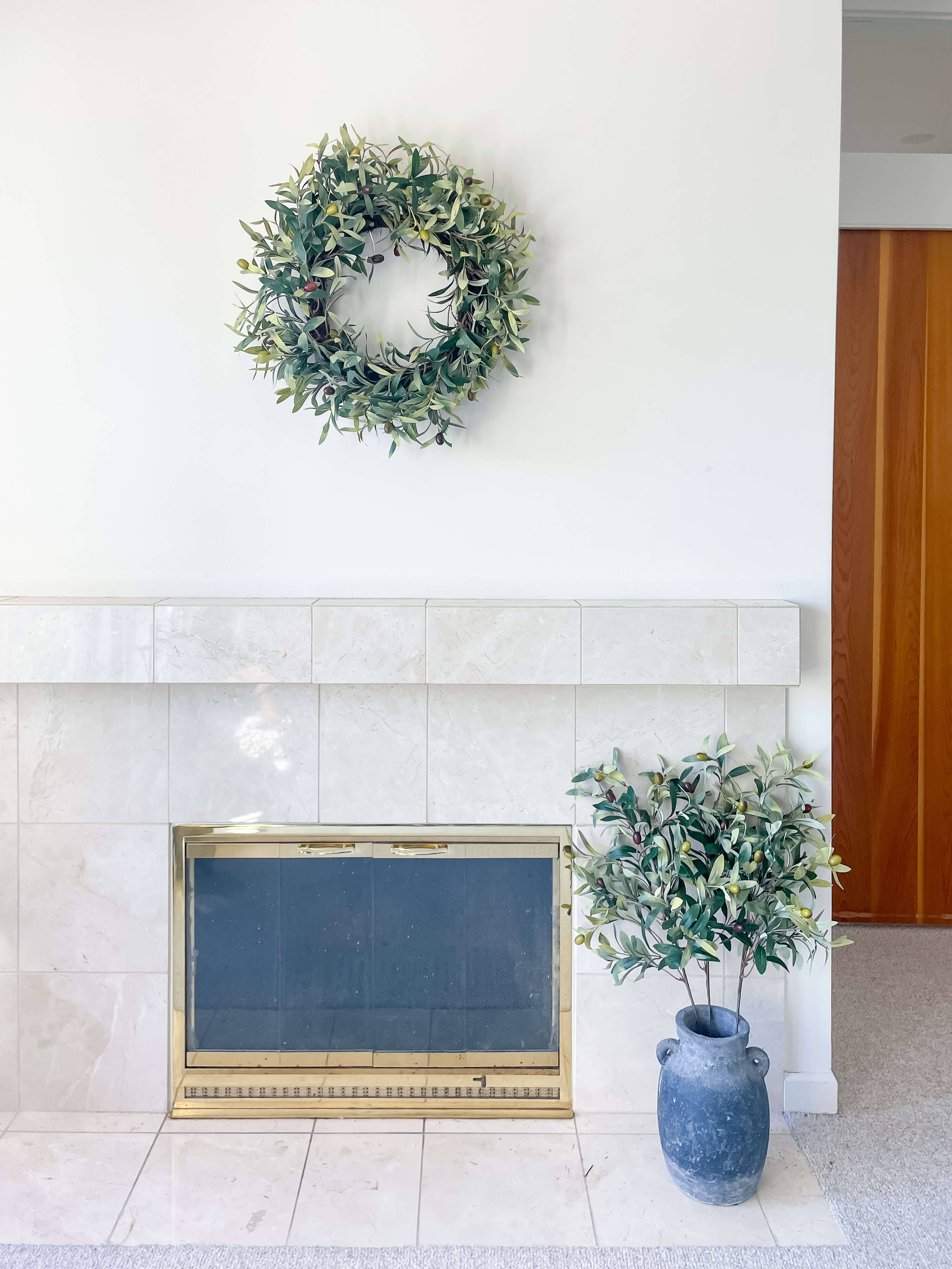 Hycroft Home Decor - Wholesale Wreath - Olive Branch Wreath 24" Faux Greenery4