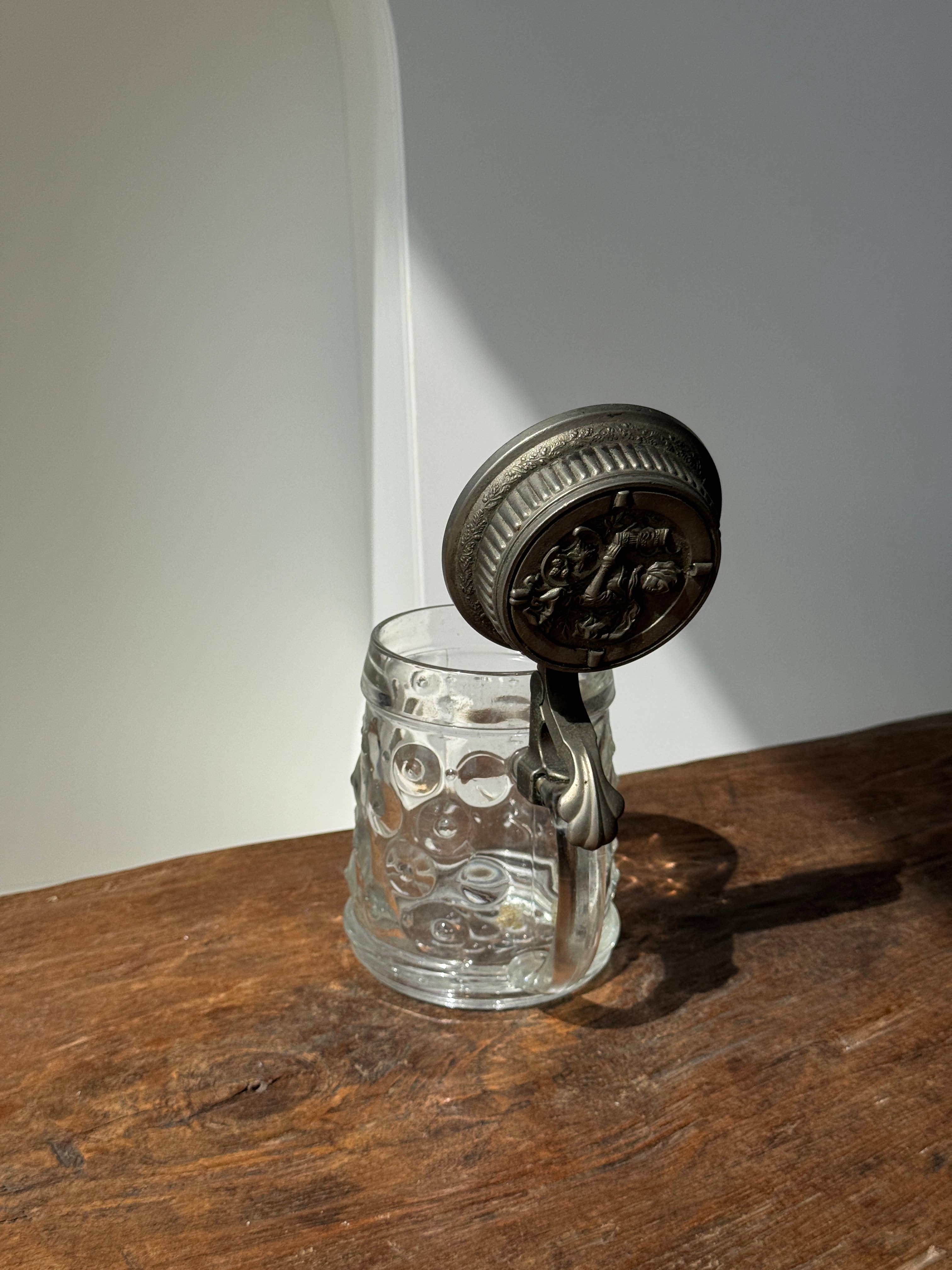 Office Objets - Wholesale Beer Glass/Mug - Alsatian beer mug with figurative pewter lid10