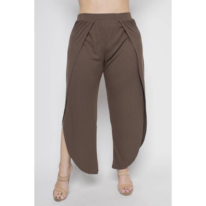 PLUS SIZE RIBBSTICKADE SLITSBYXOR för wholesale av Curve Market