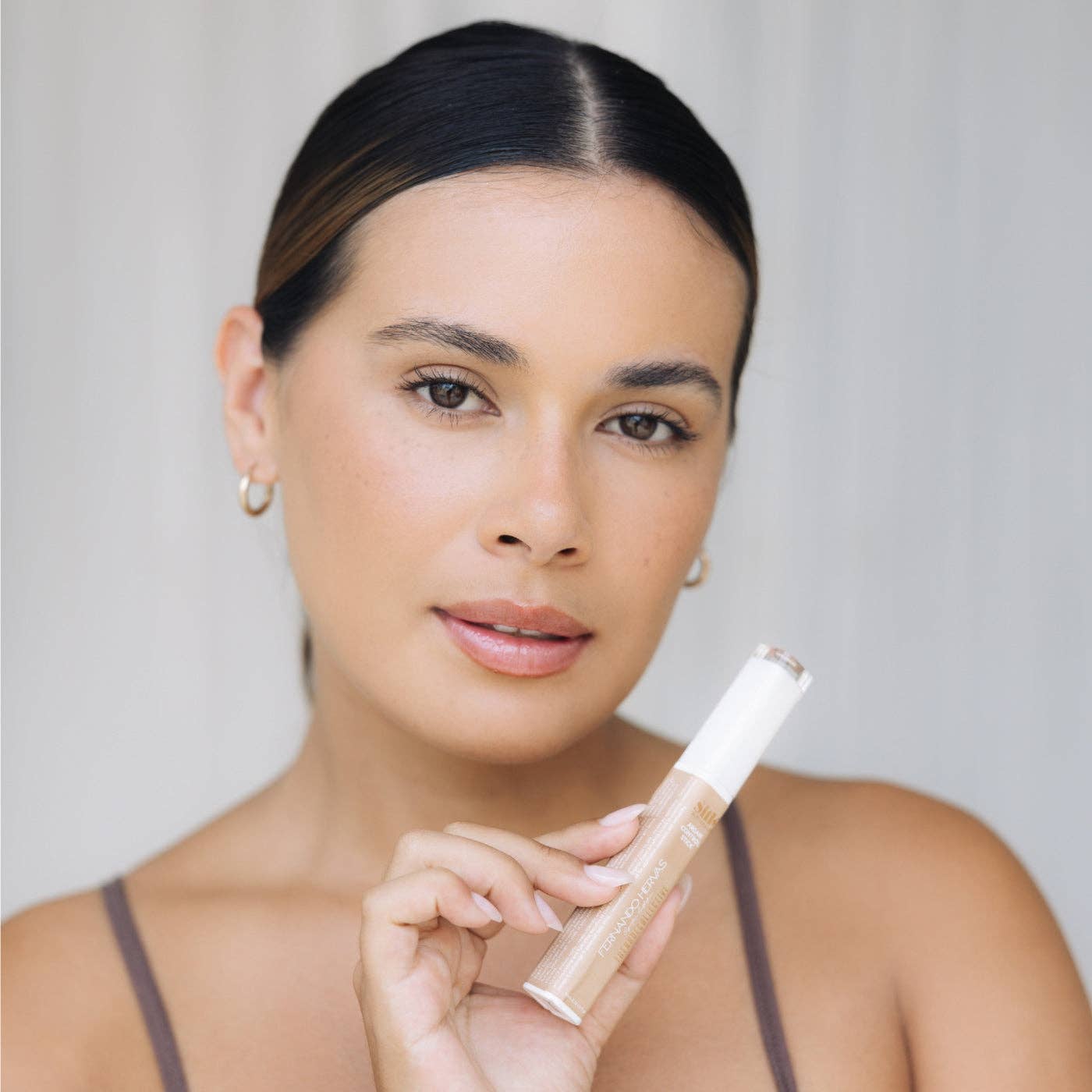 Silk oil of Morocco - Wholesale Hair styling gel/mousse - Frizz, Flyaway + Brow Control Stick5