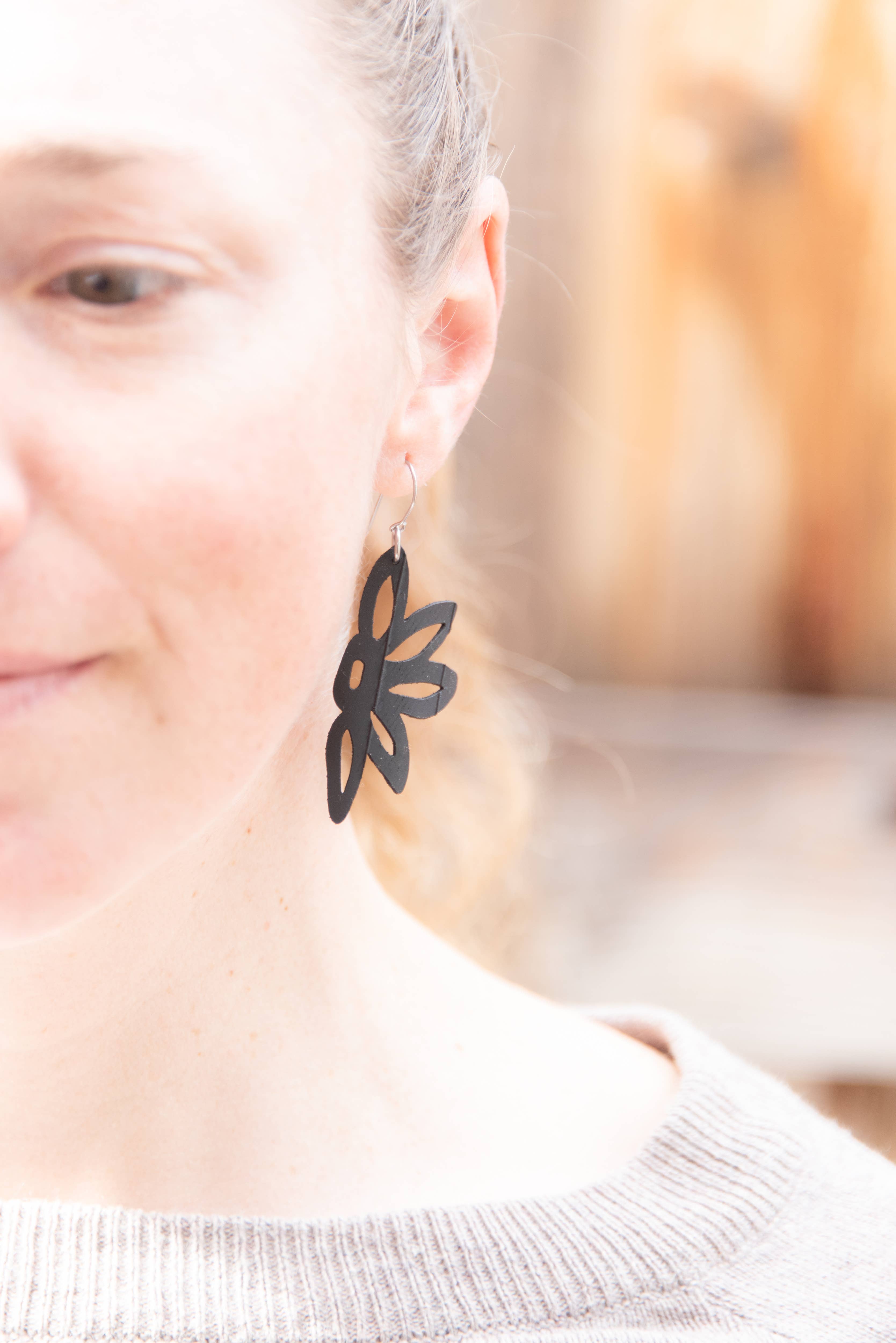 ABD Culture - Wholesale Dangle Earrings - Half Flower Rubber Earring0