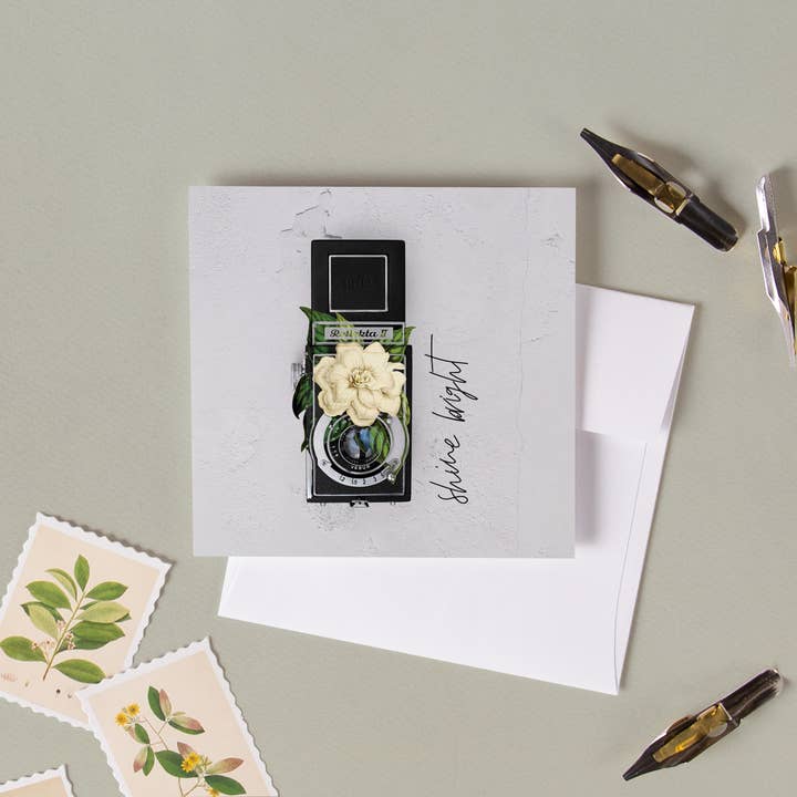 Carte Shine Bright Mini Cutesy pour la vente par P. Graham Dunn