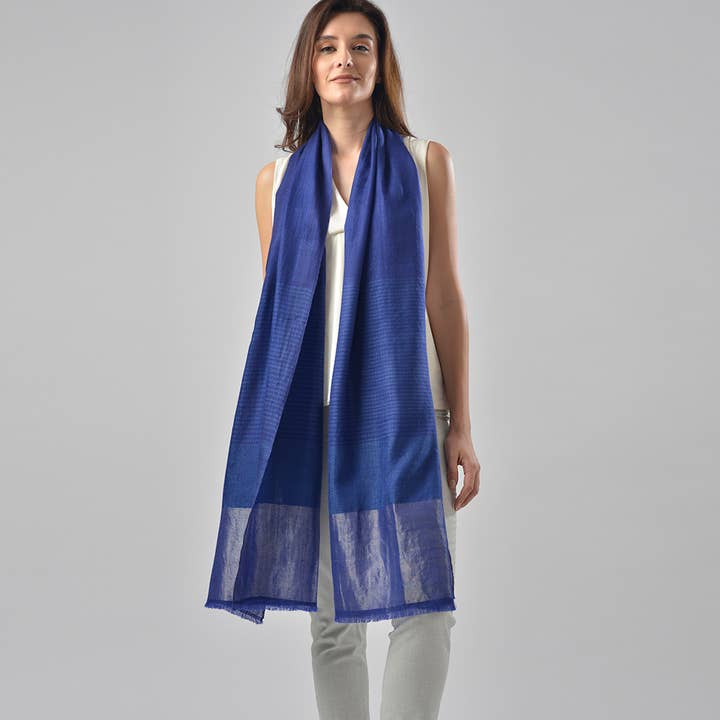 Cachecol de Caxemira Tecido à Mão Indigo Breeze por atacado de SADHU HANDMADE NATURALS