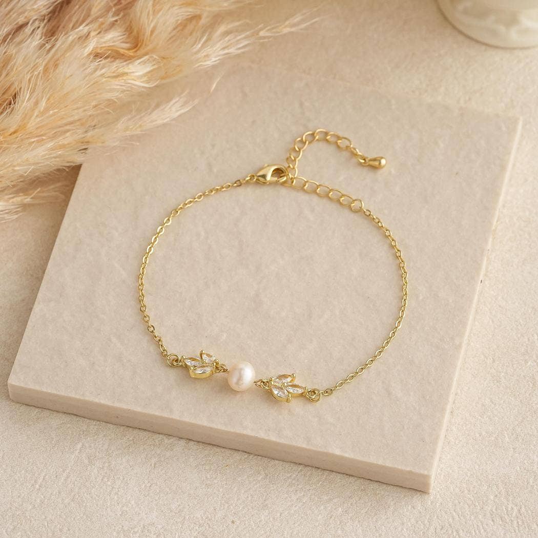 Drrtymagic - Vente Bracelets à breloques/pendentifs - Collier de perles d'eau douce avec ensemble de bijoux en perles et diamants CZ8