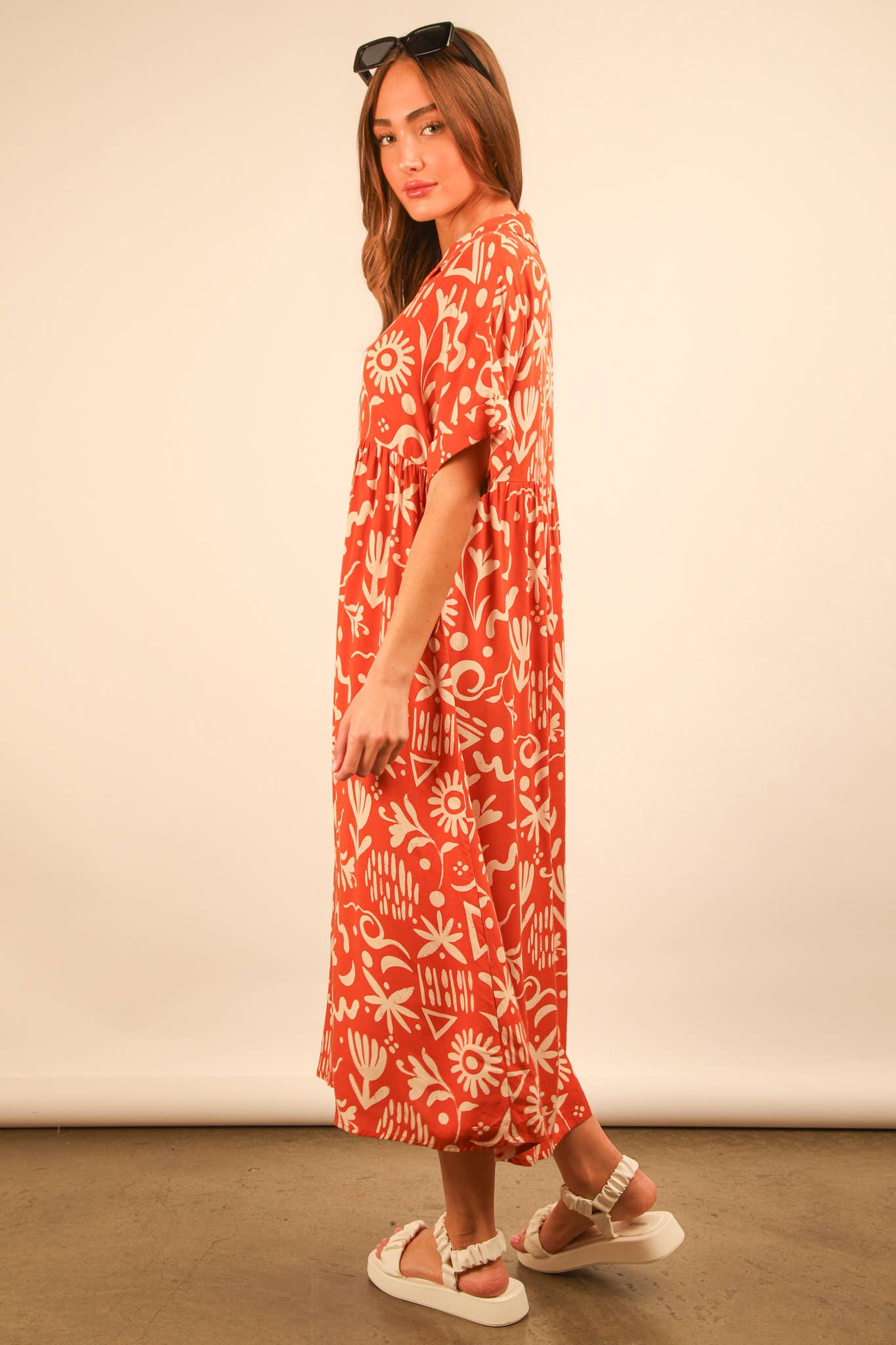 MÉLANGE COUCHER DE SOLEIL ND31583X-PLUS SIZE Robe midi à chemise imprimée surdimensionnée en vente sur Faire13