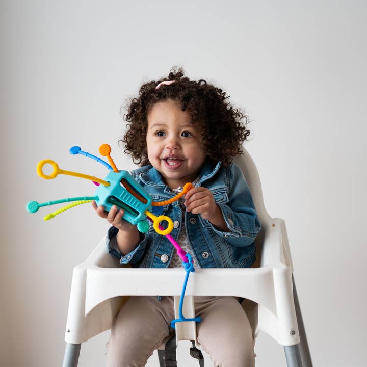 Möbi Games Inc. - Wholesale Classic Toy - Kids - Zippee Activity Pull Toy2