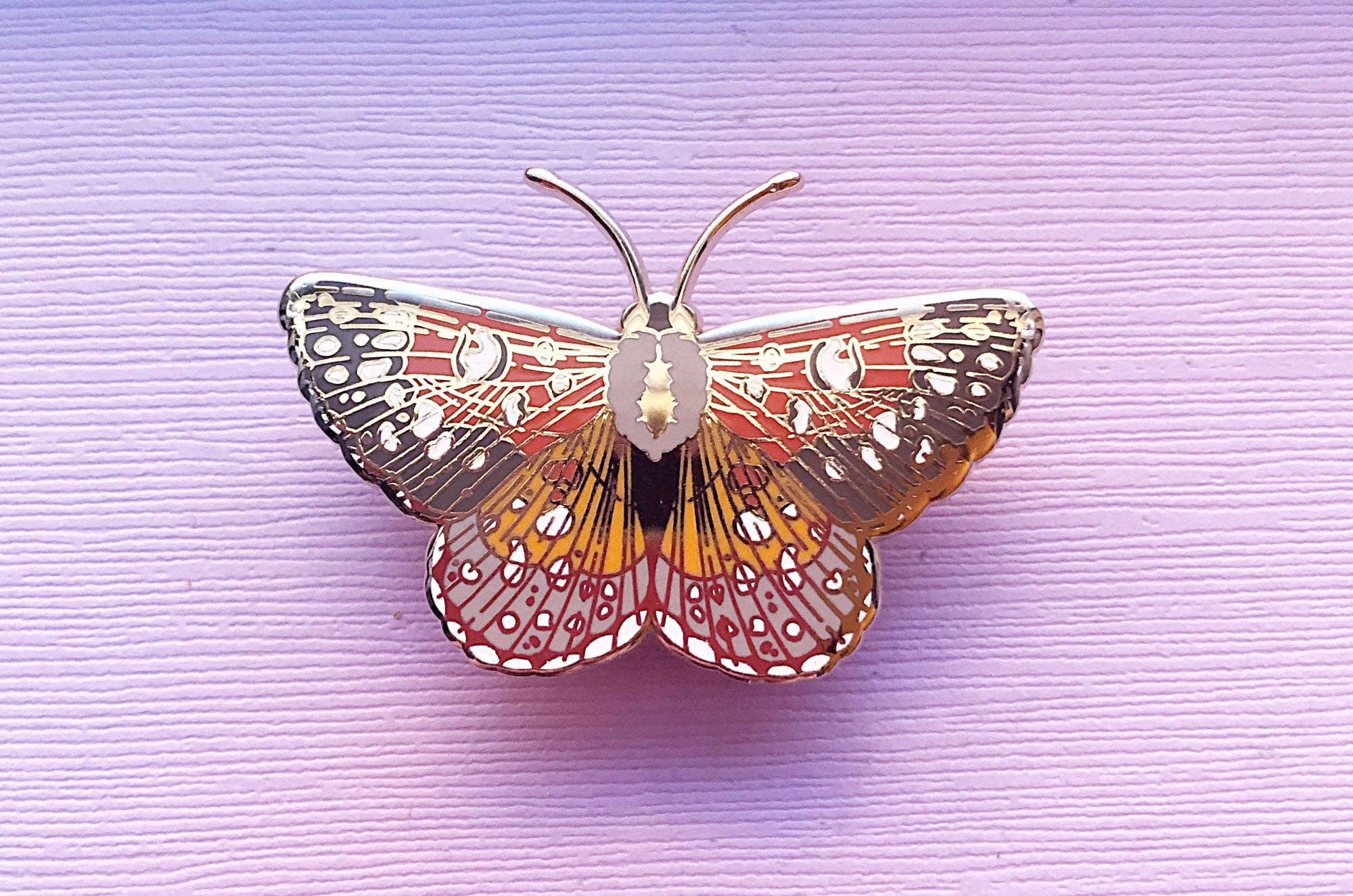 Alum and Ink - Wholesale Reversspeld/knoop - Mormon Metalmark Butterfly (Apodemia mormo) emaille speld6