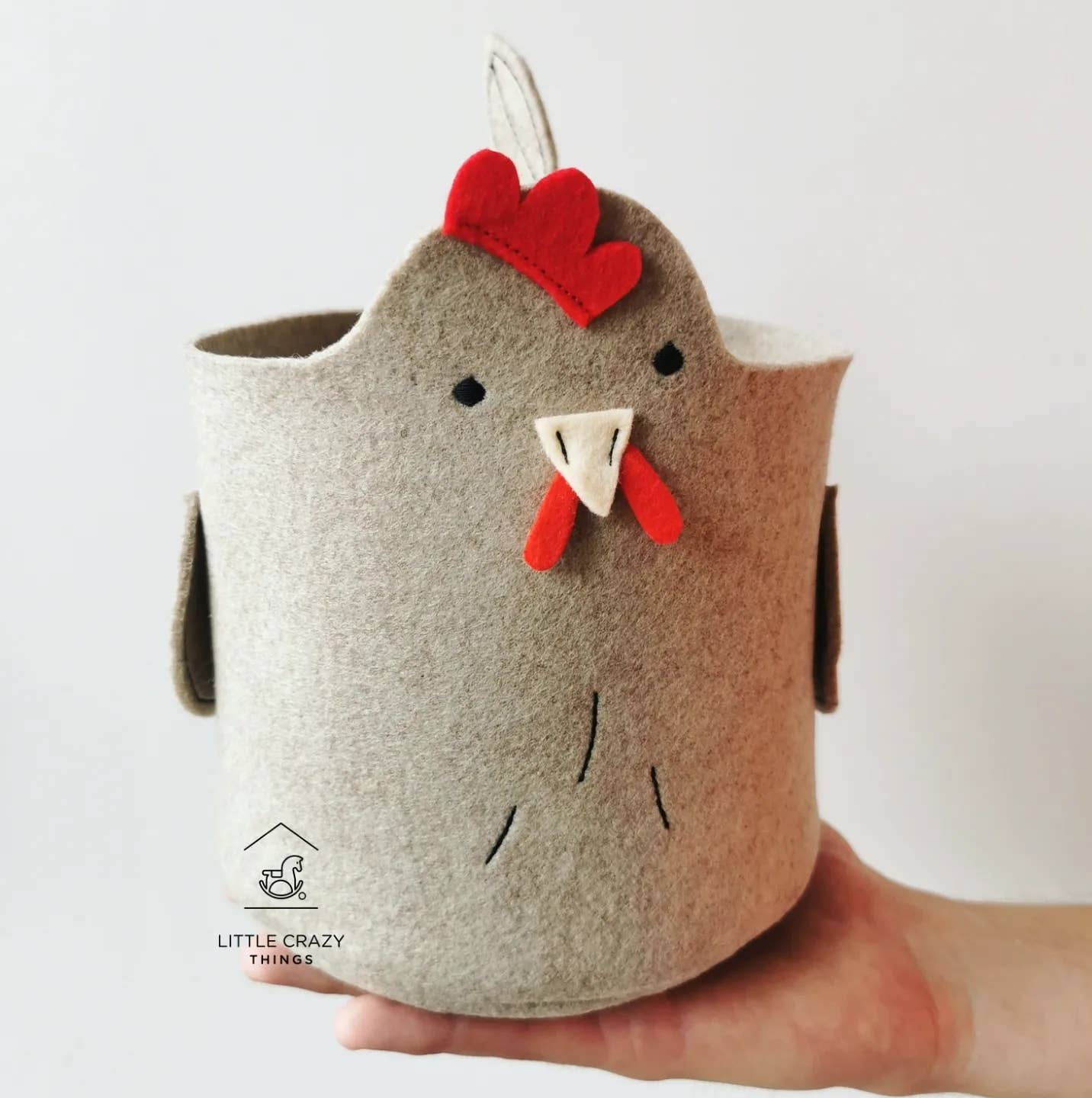 Little Crazy Things - Vendita all'ingrosso Cestini - Cestino pasquale in feltro a forma di gallina, tema fattoria e vita in ranch1