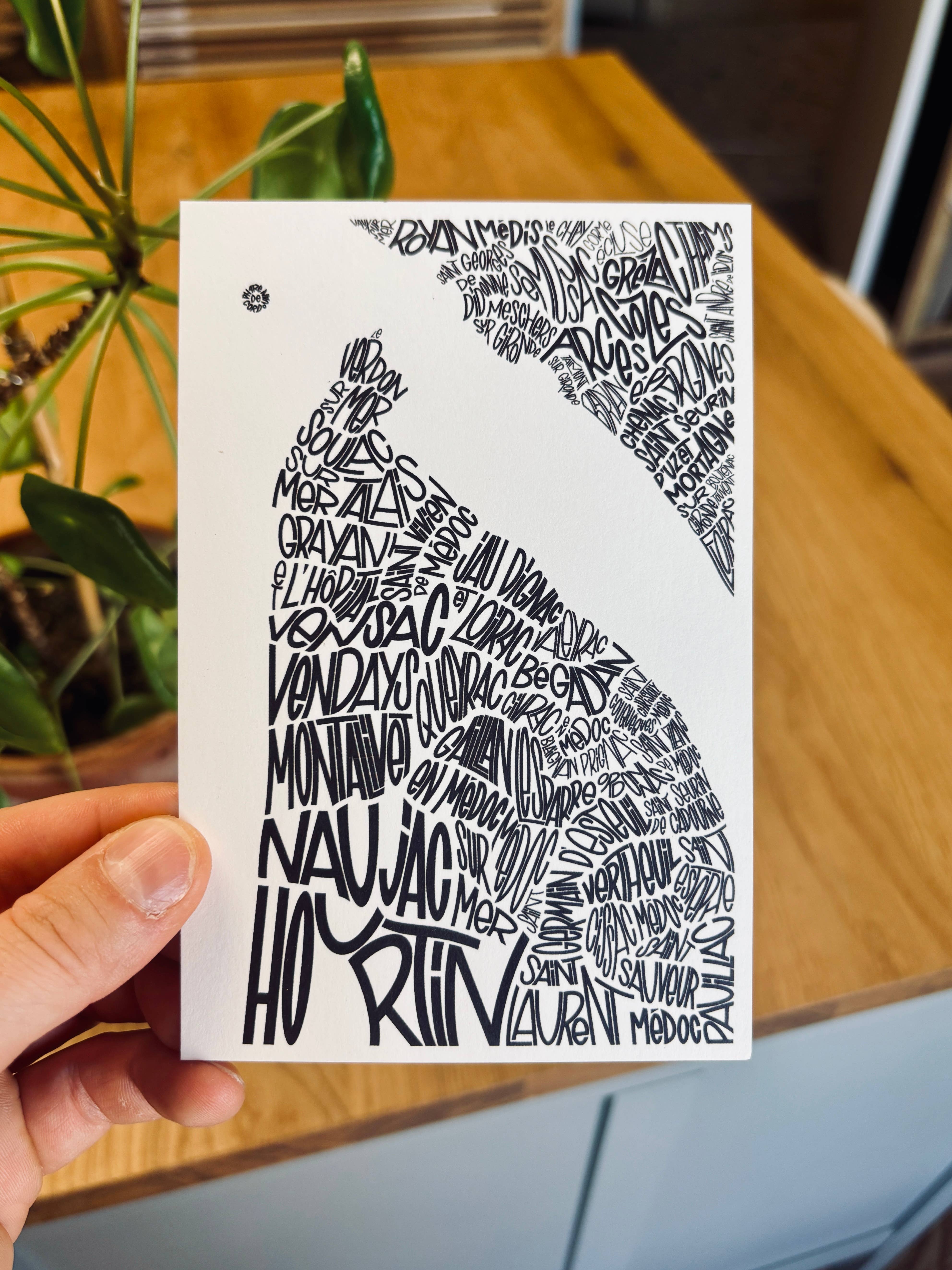 Les Petits Plans - Wholesale Postcard - 🏞️ Postcards9